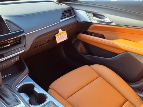 New 2025 Cadillac CT4 Premium Luxury image 19