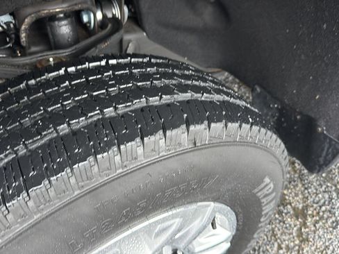 Used 2025 Chevrolet Silverado 2500 LT w/ Convenience Package image 37