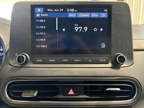 Used 2023 Hyundai Kona SEL AWD/4WD image 27