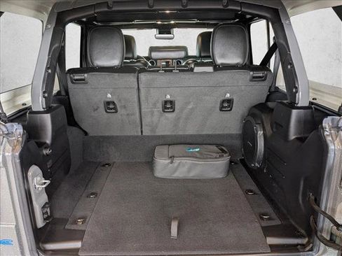 Used 2022 Jeep Wrangler Unlimited Rubicon 4xe w/ Cold Weather Group image 6