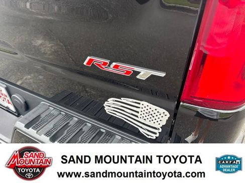 Used 2024 Chevrolet Silverado 1500 RST w/ Z71 Off-Road Package AWD/4WD image 10