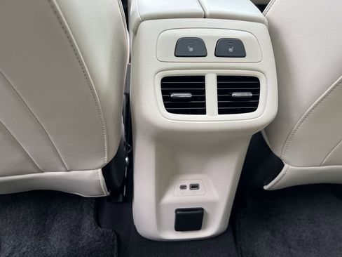 Used 2021 Buick Envision Avenir w/ Technology Package II image 20