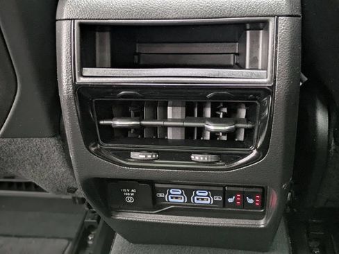 Used 2023 Jeep Grand Cherokee 4WD 4xe w/ Luxury Tech Group II image 19