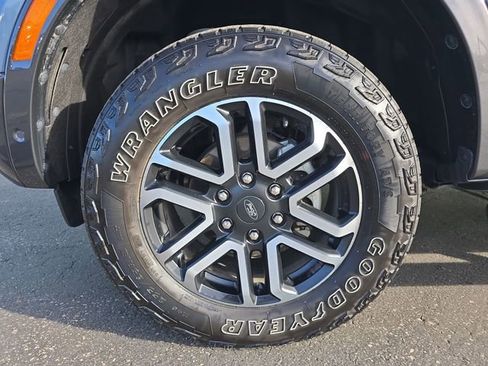 Certified 2024 Ford Ranger Lariat w/ FX4 Off-Road Package AWD/4WD image 9