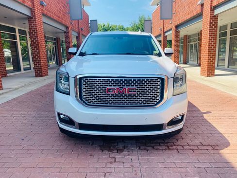 Used 2016 GMC Yukon Denali w/ Open Road Package image 2