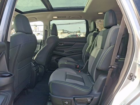 Used 2025 Subaru Ascent Onyx Edition image 10
