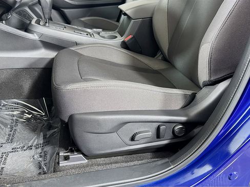 Used 2026 Subaru Crosstrek 2.0i Premium image 19