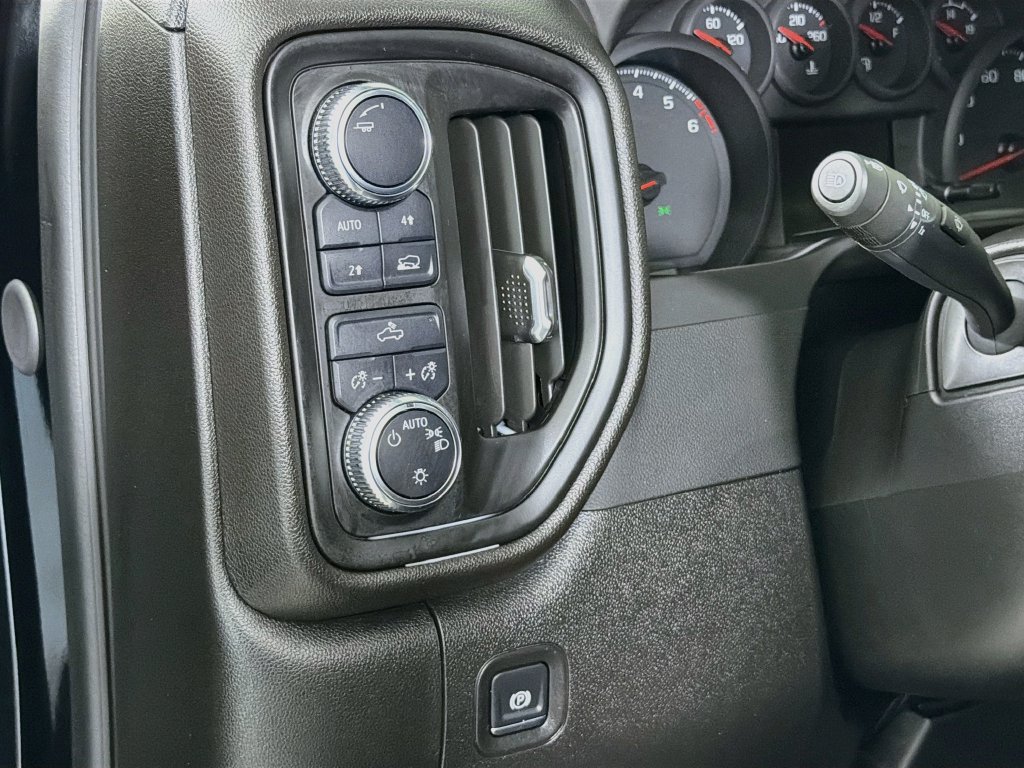 Used 2025 GMC Sierra 1500 Pro w/ Graphite Edition AWD/4WD image 13
