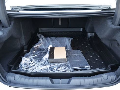 New 2024 Jaguar XF R-Dynamic SE image 45