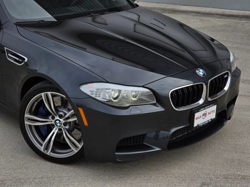 Used 2013 BMW M5 RWD image 60