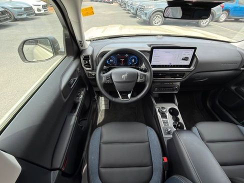 New 2025 Ford Bronco Sport Outer Banks image 8