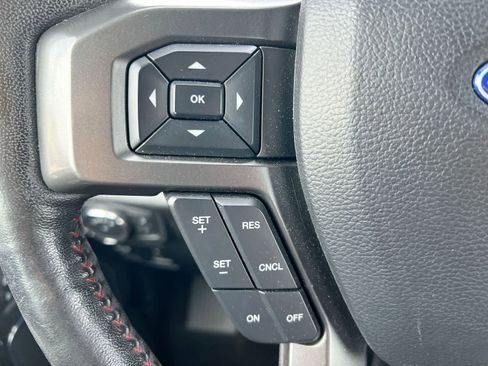 Used 2019 Ford F150 Lariat w/ Equipment Group 502A Luxury AWD/4WD image 23