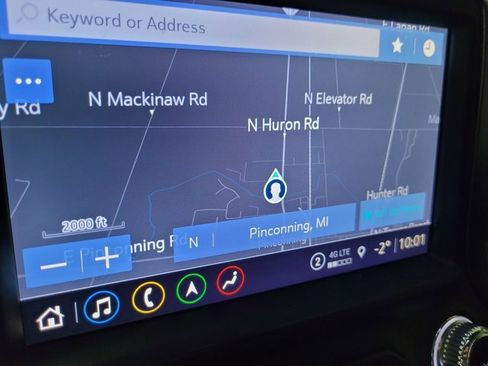 Used 2021 GMC Sierra 2500 AT4 w/ AT4 Premium Plus Package image 7