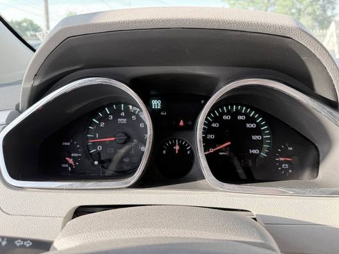Used 2011 Chevrolet Traverse LS FWD image 27