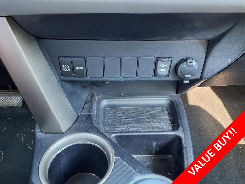 Used 2013 Toyota RAV4 XLE AWD/4WD image 19