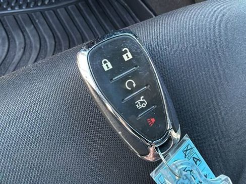 Used 2017 Chevrolet Malibu LS w/ LPO, Convenience Package 2 image 29