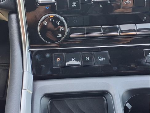 New 2026 Nissan Armada SL image 18