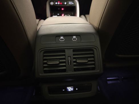 Used 2025 Audi Q5 Premium Plus w/ Premium Plus AWD/4WD image 28