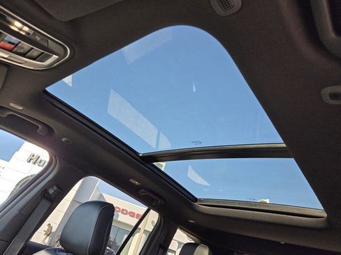 New 2026 Jeep Grand Cherokee Limited w/ Limited Altitude Package image 17