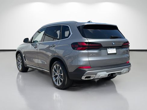 New 2026 BMW X5 xDrive50e AWD/4WD image 5