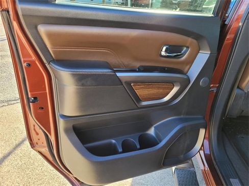 Used 2016 Nissan Titan Platinum Reserve image 17