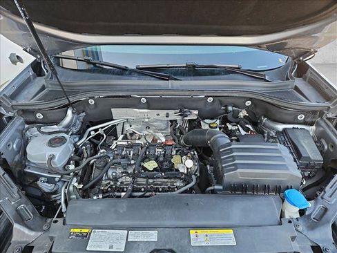 Used 2024 Volkswagen Atlas SE image 23