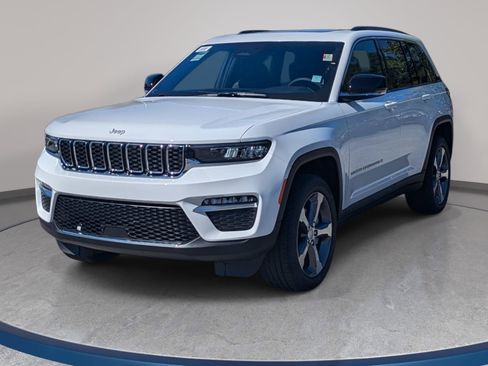 New 2025 Jeep Grand Cherokee Limited w/ Trailer Tow Package AWD/4WD image 1
