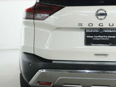 Certified 2021 Nissan Rogue Platinum image 48