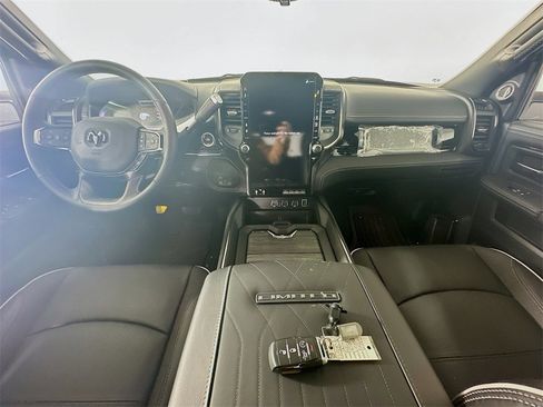 New 2025 RAM 2500 Limited image 9