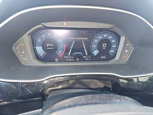 Used 2020 Audi Q3 2.0T Premium w/ Convenience Package AWD/4WD image 16