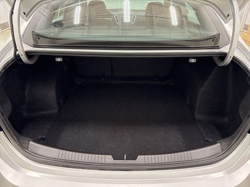 Used 2022 Chevrolet Malibu LT image 6