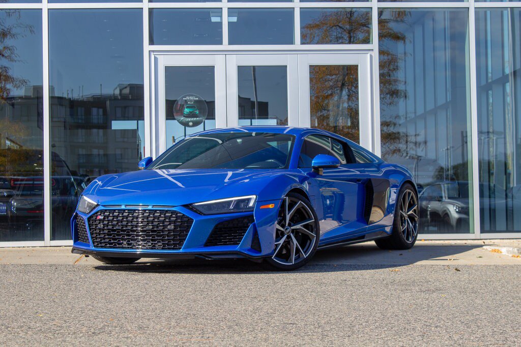 Used 2021 Audi R8 V10 RWD image 1