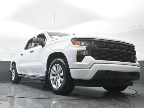 Used 2022 Chevrolet Silverado 1500 Custom RWD image 57