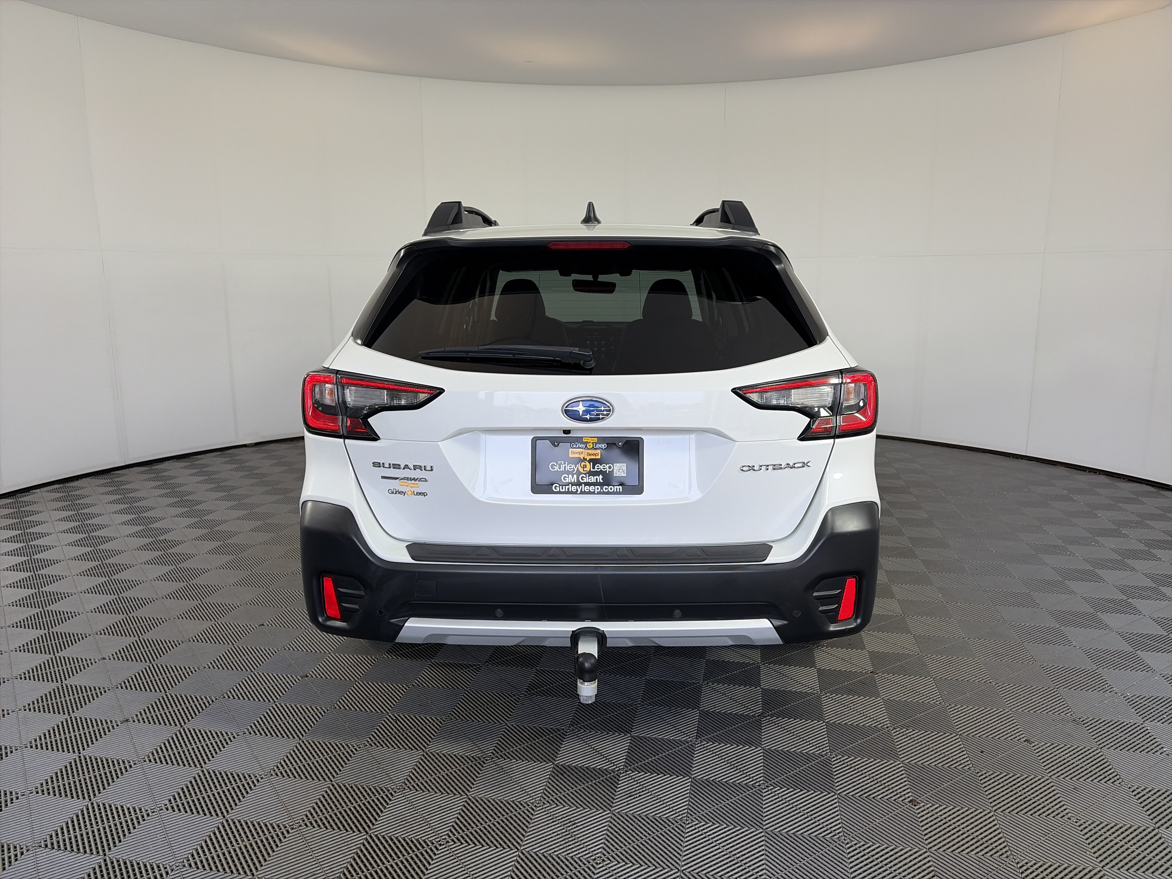 Used 2020 Subaru Outback Limited w/ Popular Package #2 AWD/4WD image 9