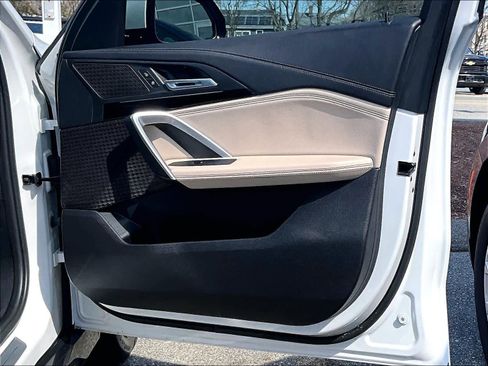 Used 2023 BMW X1 xDrive28i w/ Convenience Package image 12