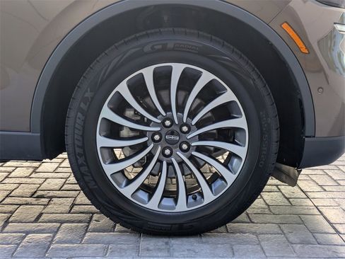 Used 2022 Lincoln Aviator Reserve w/ Elements Package Plus image 11