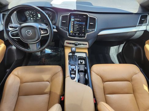 Used 2017 Volvo XC90 T6 Momentum w/ Vision Package AWD/4WD image 27