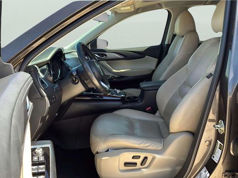 Used 2018 MAZDA CX-9 Touring w/ Touring Premium Package FWD image 14