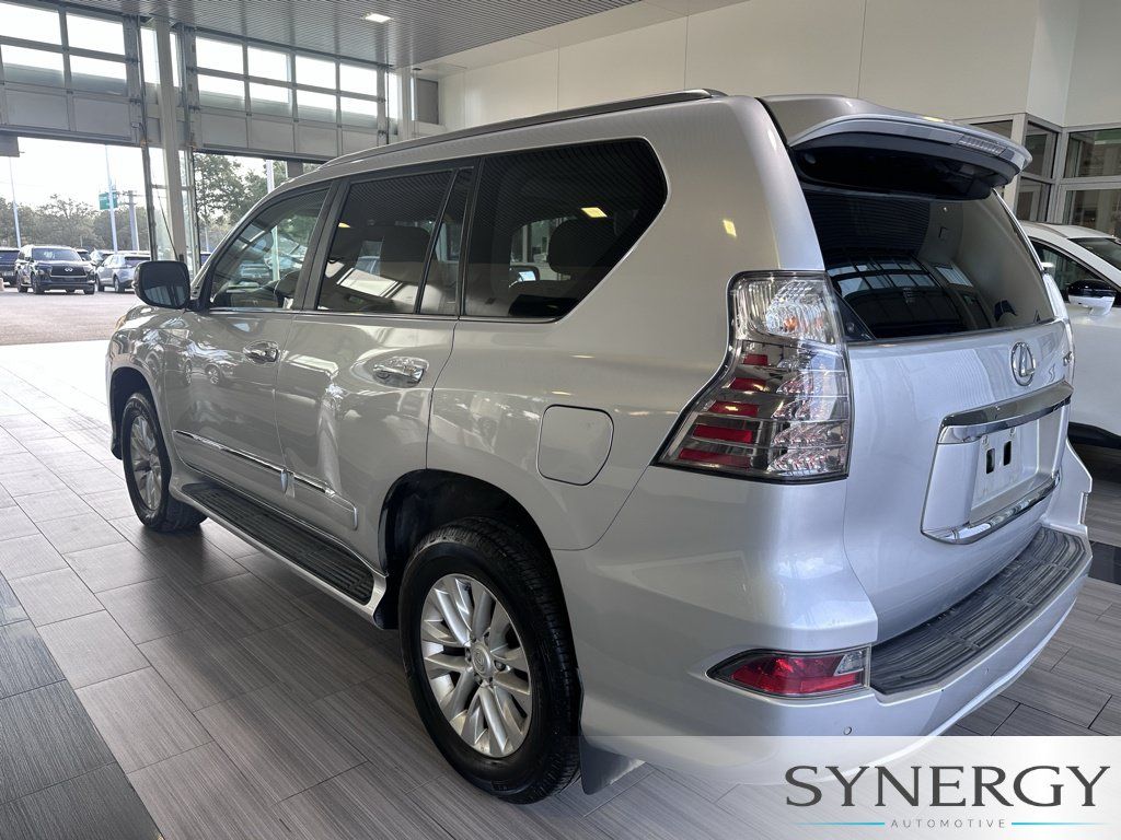 Used 2015 Lexus GX 460 w/ Premium Package AWD/4WD image 10