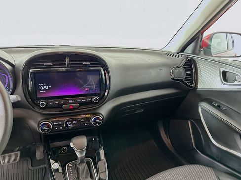 Used 2025 Kia Soul S FWD image 20