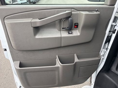 Used 2024 Chevrolet Express 2500 Work Van w/ Driver Convenience Package image 20