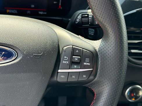 Used 2025 Ford Escape ST-Line FWD image 19