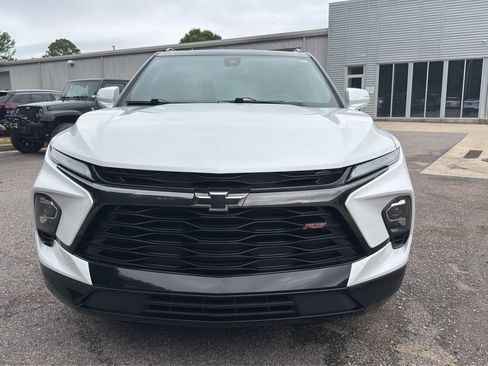 Used 2023 Chevrolet Blazer RS FWD image 8