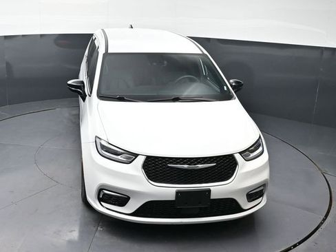 Used 2025 Chrysler Pacifica Select FWD image 35