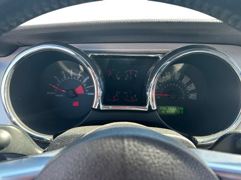 Used 2005 Ford Mustang GT Premium RWD image 19
