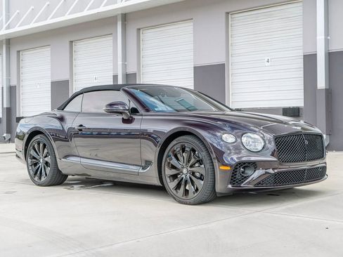 Used 2024 Bentley Continental GT V8 image 14