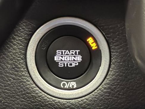 Used 2025 RAM 1500 Big Horn AWD/4WD image 22