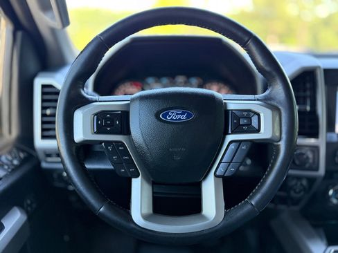 Used 2018 Ford F150 Lariat AWD/4WD image 25