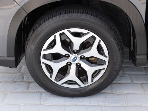 Certified 2023 Subaru Forester Premium AWD/4WD image 55