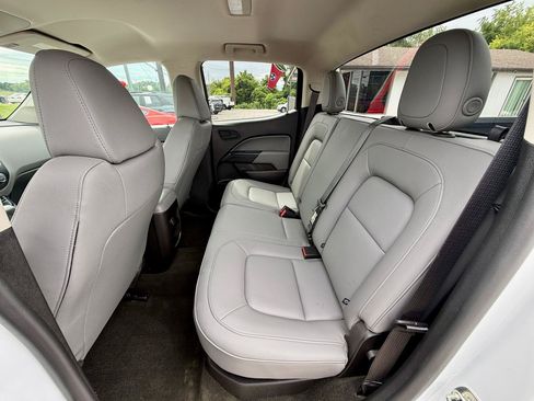 Used 2017 Chevrolet Colorado W/T w/ WT Convenience Package RWD image 10